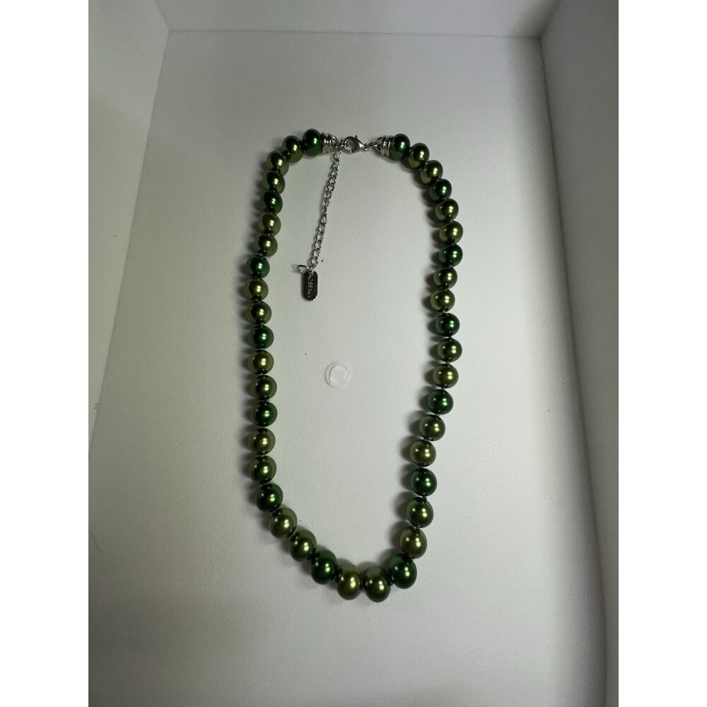 Kissaka Green Glass Faux Pearl Necklace 18-20”
